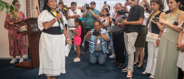 Comunidad colombiana participa masivamente en la 1° Feria de Servicios de Colombia Nos Une en Bolivia