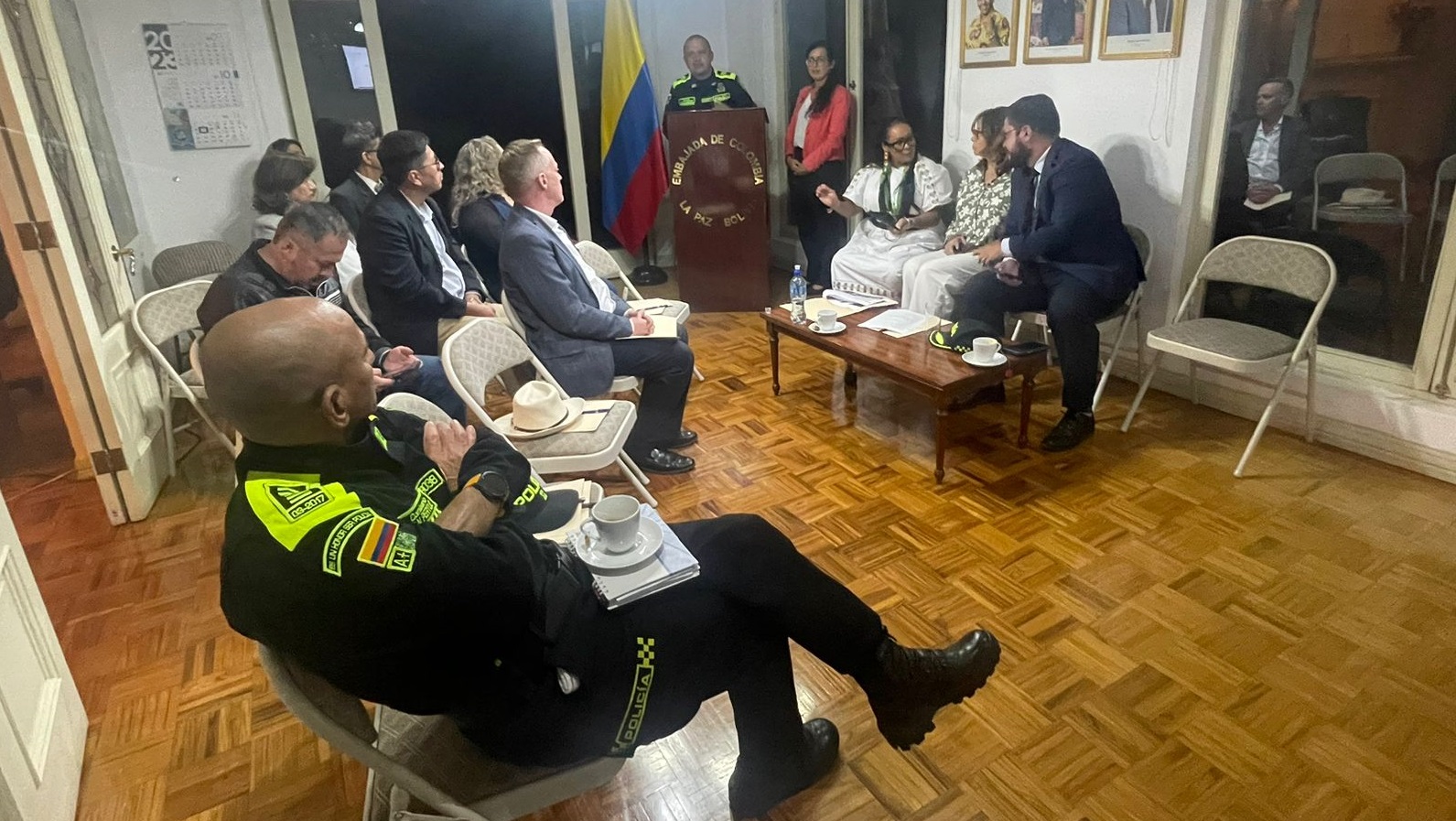 Coronel Benítez hace presentación de las acciones de la Agregaduría de Policía.